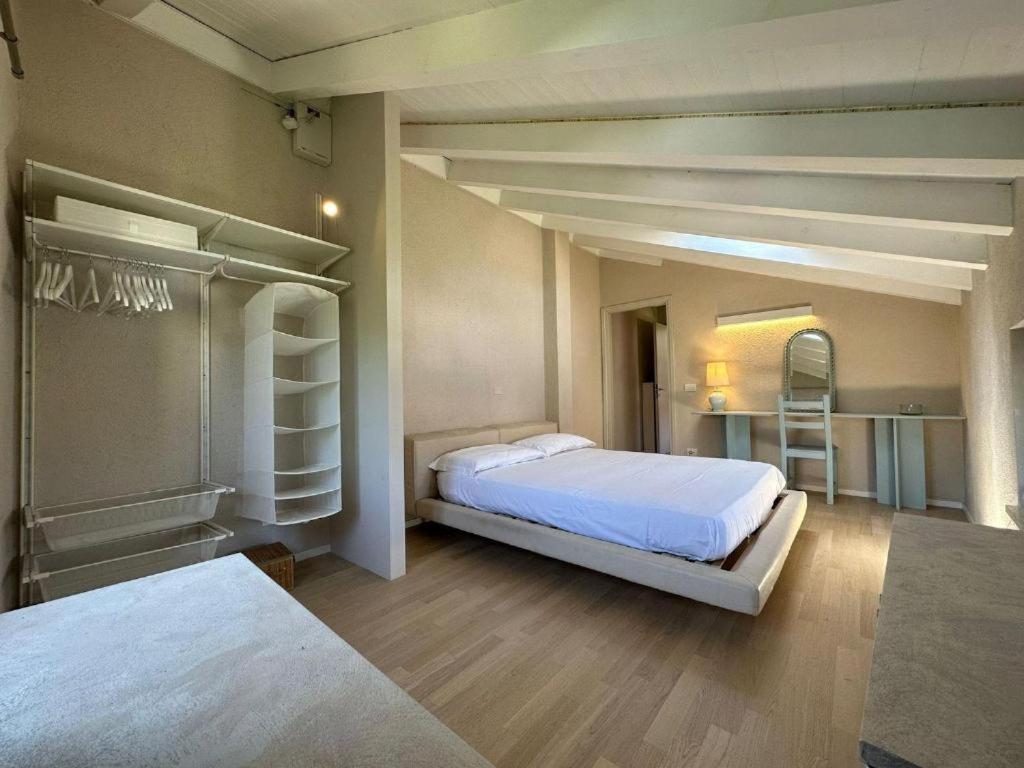 Country House